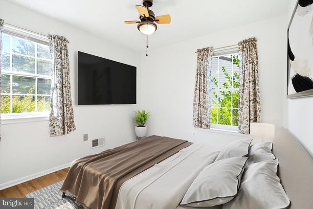 5661 CRABAPPLE DR, Frederick, MD 21703