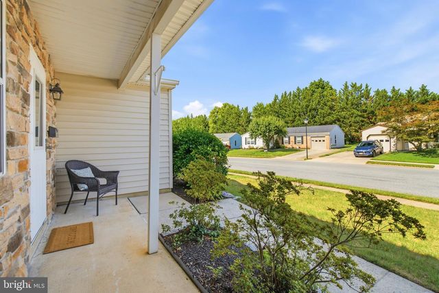 5661 CRABAPPLE DR, Frederick, MD 21703