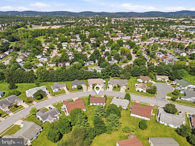 5661 CRABAPPLE DR, Frederick, MD 21703