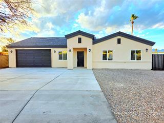 1379 Winkler Lane, Bullhead City, AZ 86442