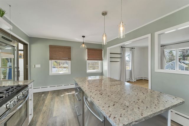 17 Old Stage Road, Dover, NH 03820