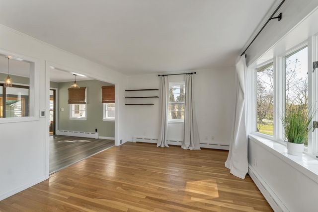 17 Old Stage Road, Dover, NH 03820