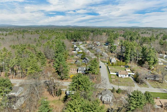 17 Old Stage Road, Dover, NH 03820