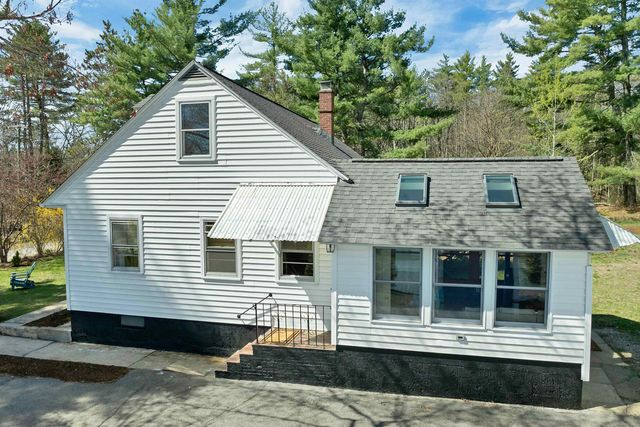 17 Old Stage Road, Dover, NH 03820