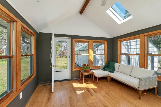 17 Old Stage Road, Dover, NH 03820