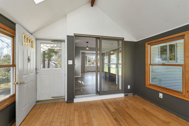 17 Old Stage Road, Dover, NH 03820