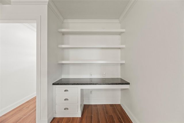 5522 Chantilly Lane, Houston, TX 77092