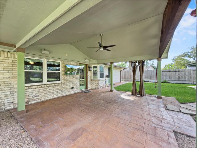 5522 Chantilly Lane, Houston, TX 77092