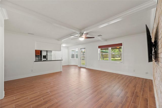 5522 Chantilly Lane, Houston, TX 77092