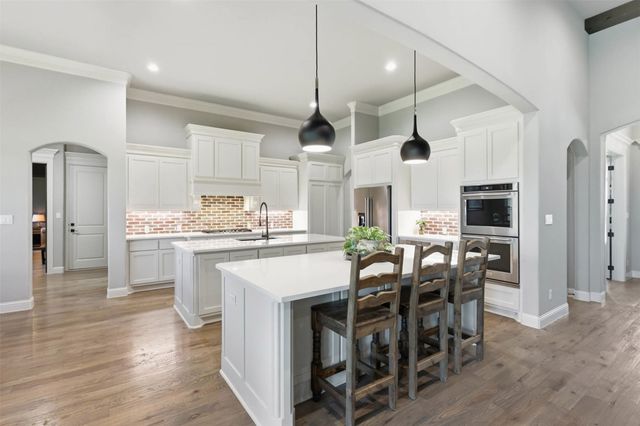 2027 Little Valley Court, Weatherford, TX 76087