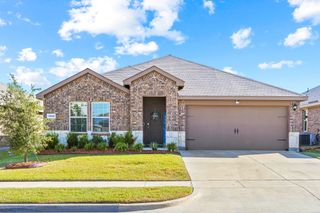 1942 Duskwood Drive, Lancaster, TX 75146