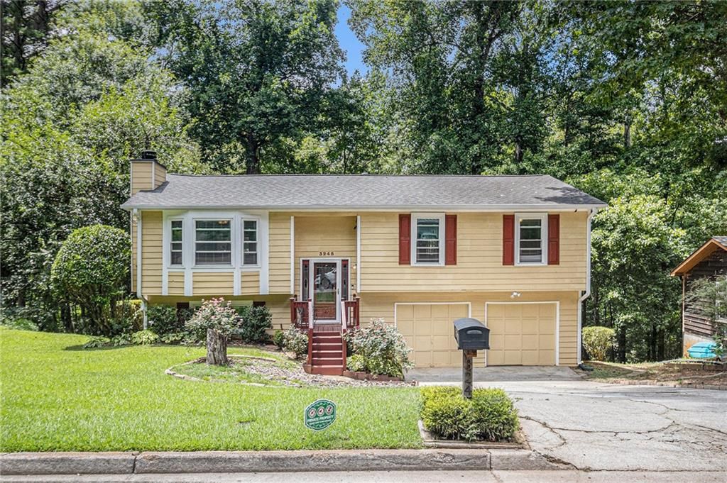 3245 Oakbrook Lane, Clarkston, GA 30021