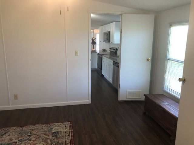 6118 East Fm 979 Farm to Market Road E, Franklin, TX 77856