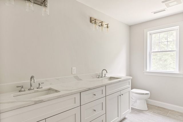 3 Abby Road, Grafton, MA 01536