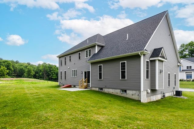 3 Abby Road, Grafton, MA 01536
