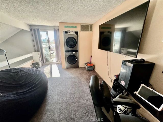 2409 Country, Santa Maria, CA 93455