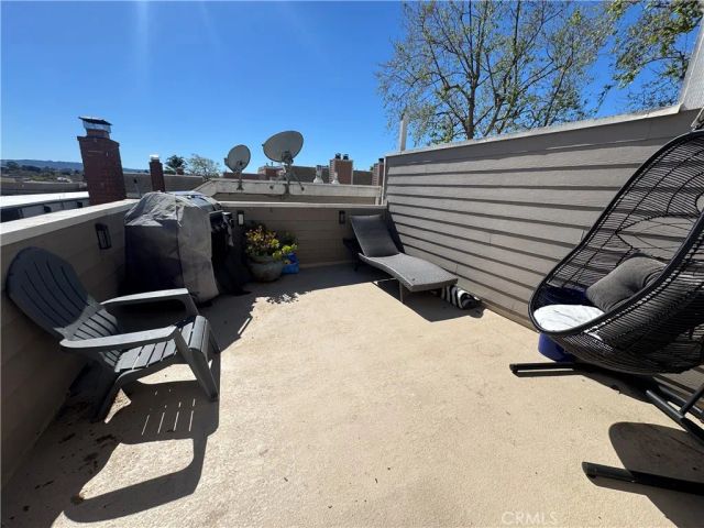 2409 Country, Santa Maria, CA 93455
