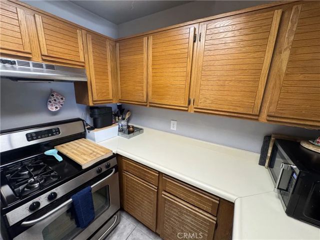 2409 Country, Santa Maria, CA 93455