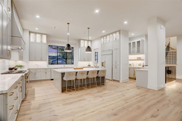 8935 Pado Street, Houston, TX 77055