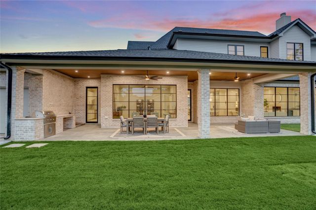 8935 Pado Street, Houston, TX 77055