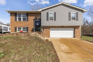 5829 Blackberry Drive, Imperial, MO 63052