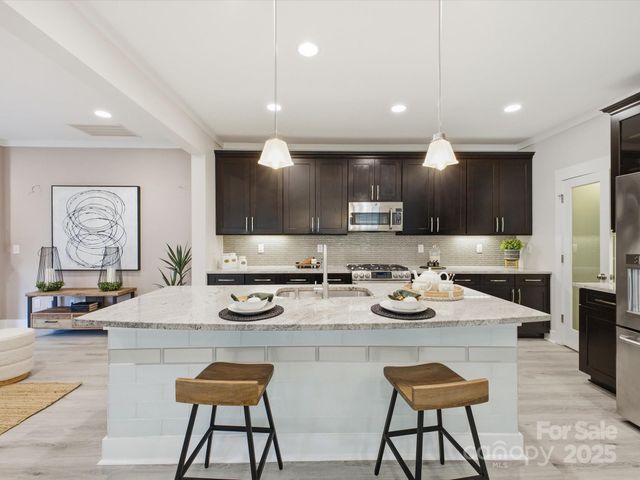 1904 Woodward Avenue, Charlotte, NC 28206