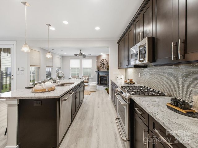 1904 Woodward Avenue, Charlotte, NC 28206