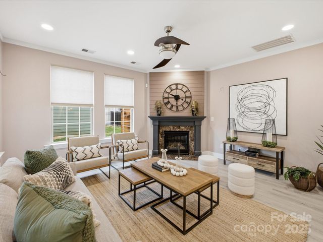 1904 Woodward Avenue, Charlotte, NC 28206