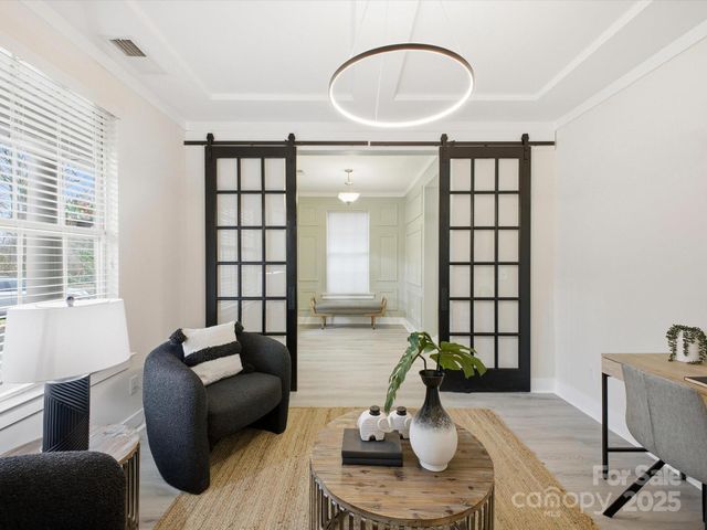 1904 Woodward Avenue, Charlotte, NC 28206