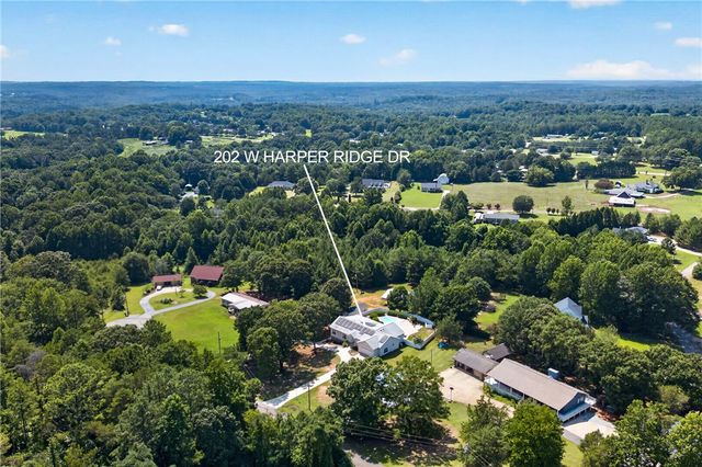202 W Harper Ridge Road, Seneca, SC 29678