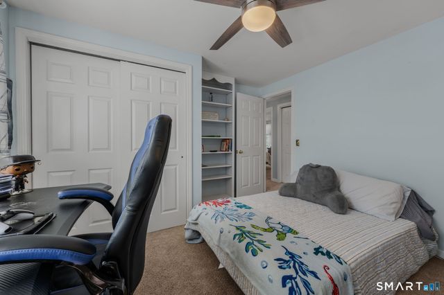 66 Clipper Court, Groton, CT 06355