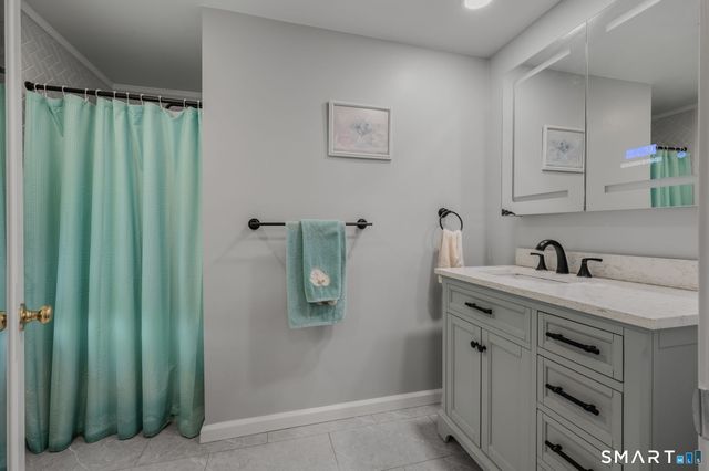 66 Clipper Court, Groton, CT 06355