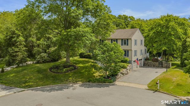 66 Clipper Court, Groton, CT 06355