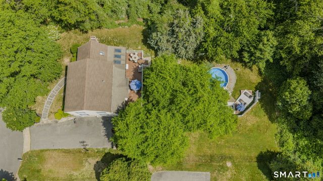 66 Clipper Court, Groton, CT 06355