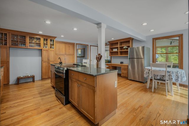66 Clipper Court, Groton, CT 06355