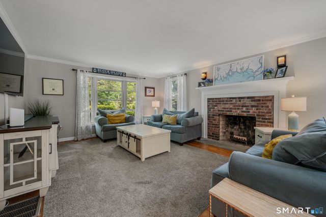 66 Clipper Court, Groton, CT 06355