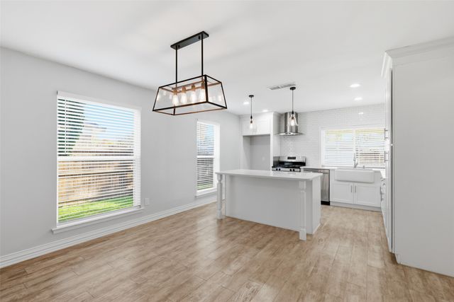 1104 Southwestern Drive, Richardson, TX 75081