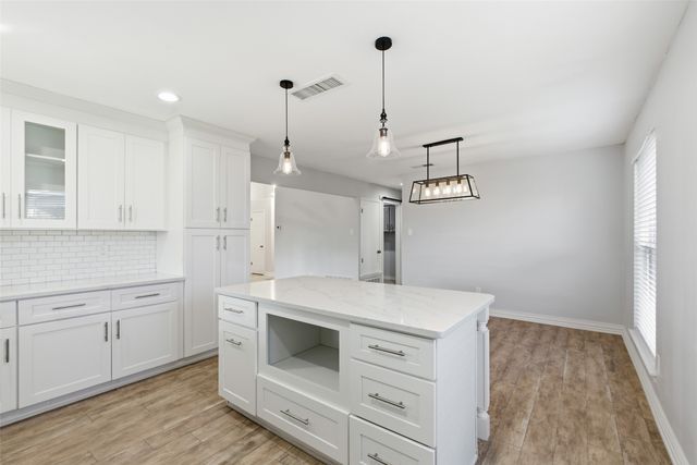 1104 Southwestern Drive, Richardson, TX 75081