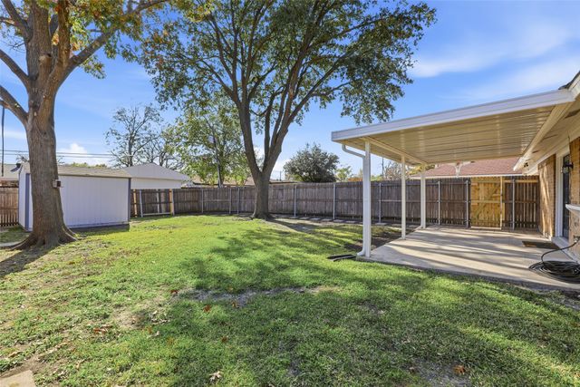 1104 Southwestern Drive, Richardson, TX 75081