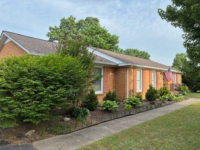 2803 Morgan Rd, Murfreesboro, TN 37129