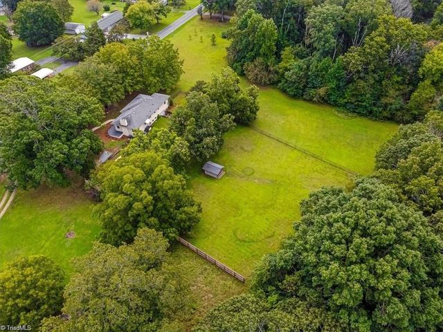 8171 Hillsville Road, Sophia, NC 27350