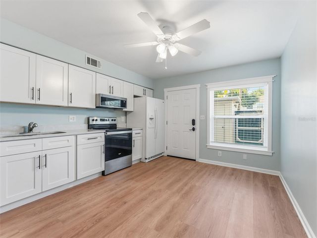 4233 LA SORRENTO COURT, Tampa, FL 33611