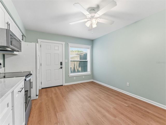 4233 LA SORRENTO COURT, Tampa, FL 33611