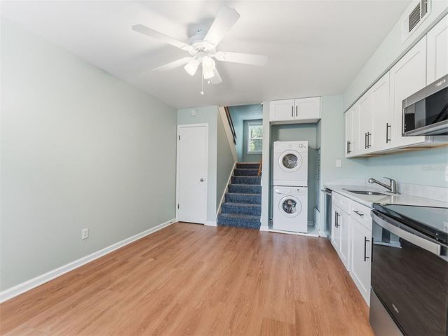 4233 LA SORRENTO COURT, Tampa, FL 33611