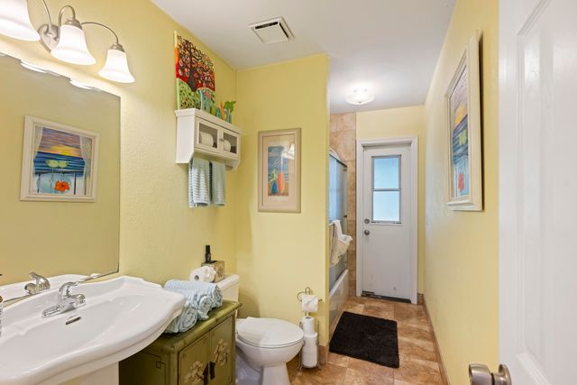 756 Juniper Place, Wellington, FL 33414
