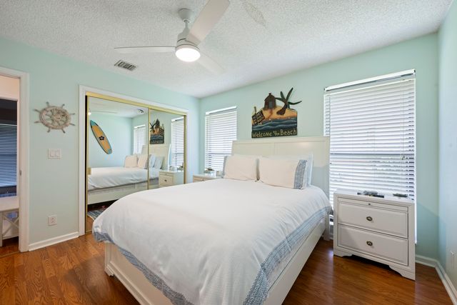 756 Juniper Place, Wellington, FL 33414