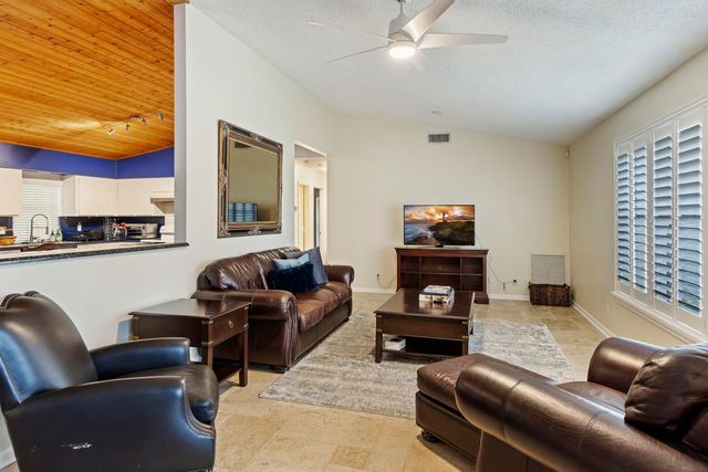 756 Juniper Place, Wellington, FL 33414