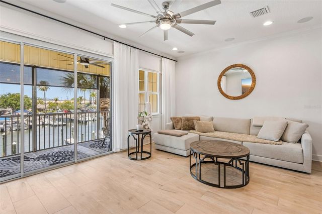 5923 ANCHORAGE WAY S, St Petersburg, FL 33712