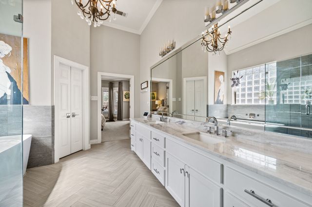 712 Manchester Court, Southlake, TX 76092