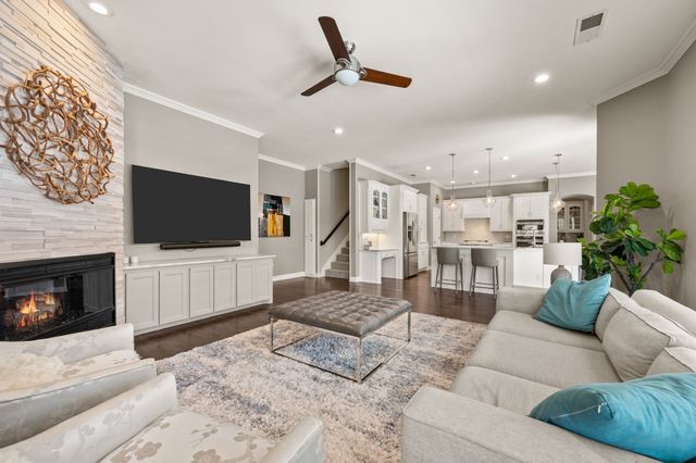 712 Manchester Court, Southlake, TX 76092